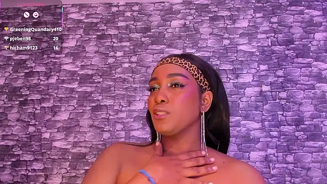 ArianaBlackk élő XXX-chatje