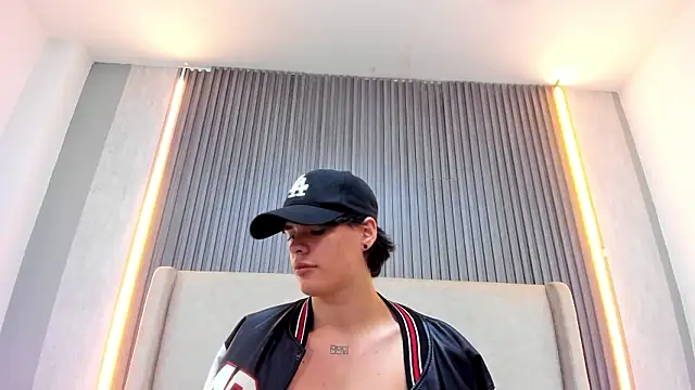 Онлайн чат XXX BenitoSaenz