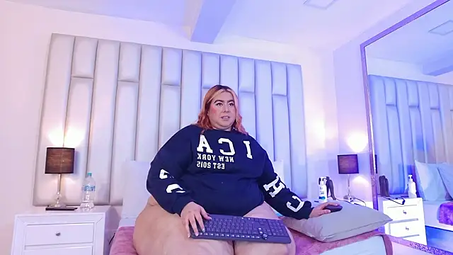 aandreaperez Chat XXX in diretta