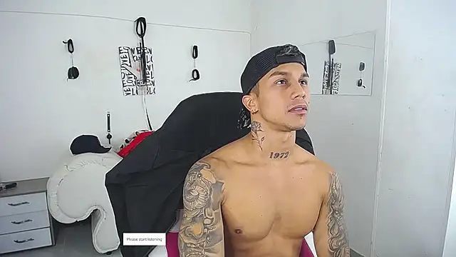 Leonard_Price Live XXX-chat