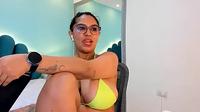 sharlott18 Live XXX-chat