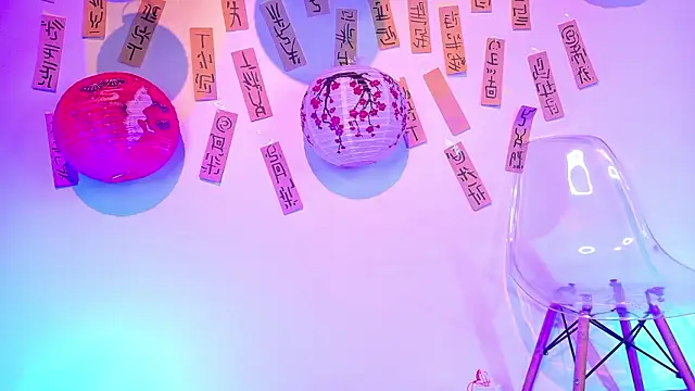 Chat +18 de alaia-rogers ao vivo