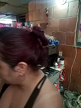 isis_milove: απευθείας συνομιλία ΧΧΧ