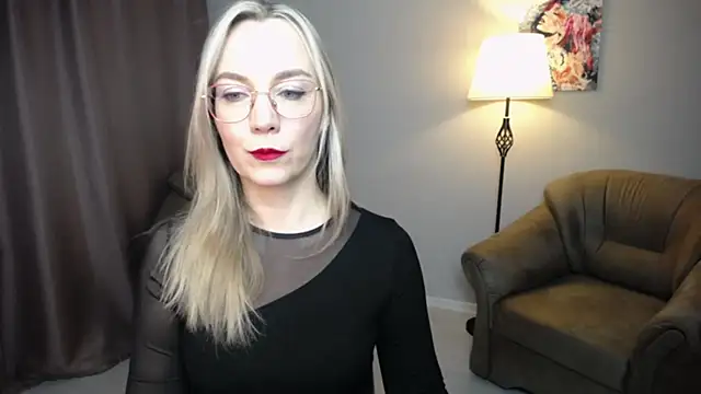 Ava_Elior webcam show