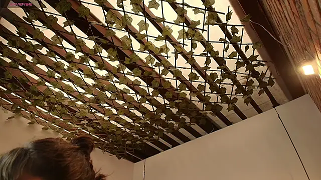 Valery_More__ Adlı Modelin Web Kamerası Şovu