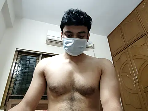 sukku3: διαδικτυακό σόου στην κάμερα