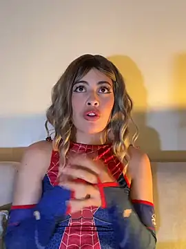 isabella-collins- Live XXX-Chat