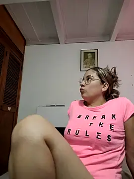 selena_gomez2 élő XXX-chatje