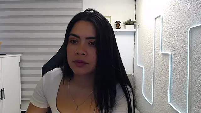 team_dinamite69's Live XXX Chat