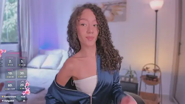 Онлайн чат XXX ChloeMoreti