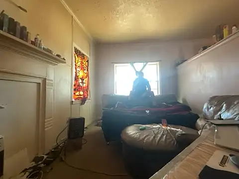 ThrowedWorldWide webkamerás műsora