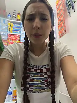 LittleDoll___ – Naživo XXX chat