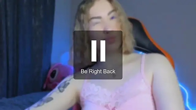 LaraKrein_lkのライブXXXチャット