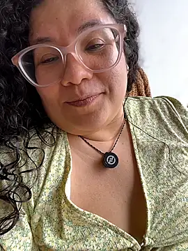 VanesssaMilf_ Chat XXX in diretta