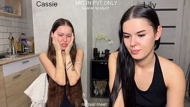 girls_secretsのライブXXXチャット