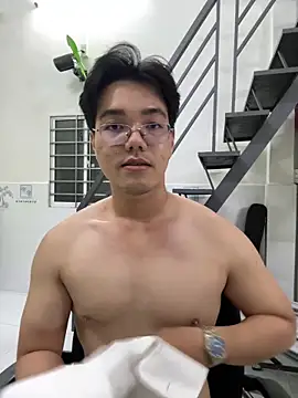 lucas-N888 webkamerás műsora