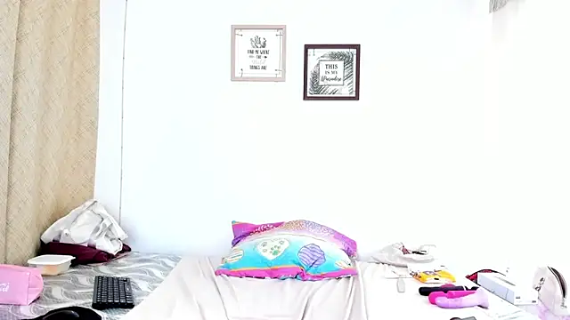 selena_jhonsonのライブXXXチャット