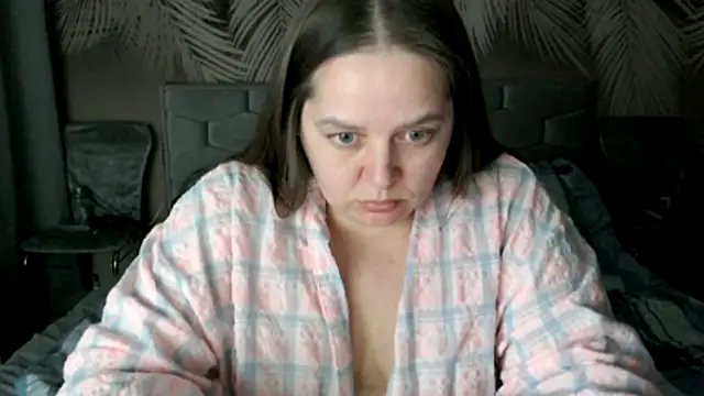 uliastar: απευθείας συνομιλία ΧΧΧ