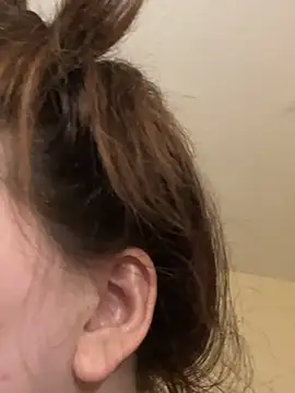 HeyBABYGIRL 即時 XXX 聊天