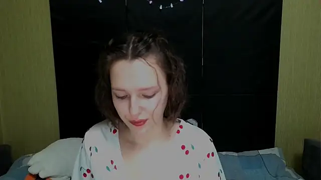 Diana-back 即時 XXX 聊天