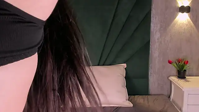 Онлайн чат XXX EmiliClarke