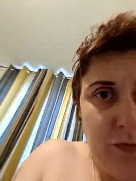 Živý XXX chat Tiara_XOX