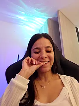 miaeyesn Live XXX chat