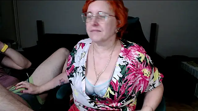 دردشة JoannaAndNeighbour الجنسية المباشرة