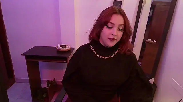 sapphire_lilac Adlı Modelin Canlı XXX Sohbeti