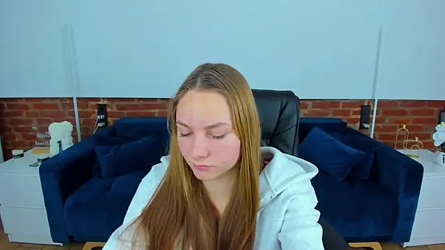 Show modela MilaAddams na web-kameri