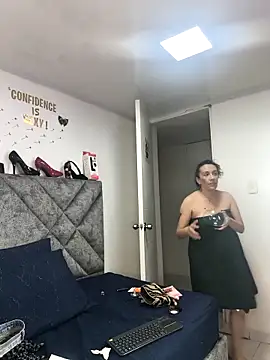 Shantey_Laurent's Live XXX Chat