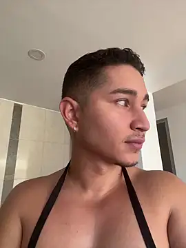 Czat XXX na żywo – Axel_nova