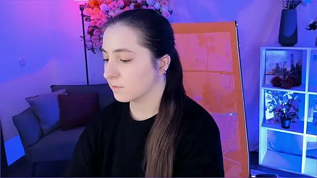 VirtuallVoyant Chat XXX live