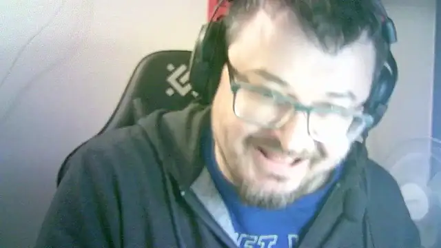 دردشة SirAbuser الجنسية المباشرة