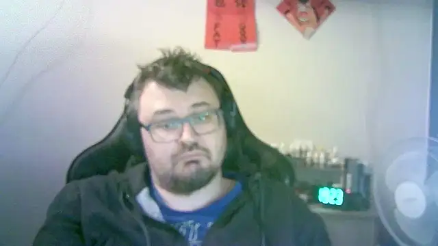 SirAbuserのライブXXXチャット