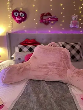 Tikalalin Adlı Modelin Web Kamerası Şovu