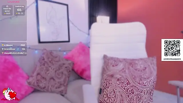 Show modela Sirenita_petitexoxo na web-kameri