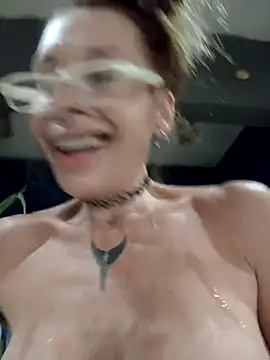 XXX chat uživo modela FrozenWaffle