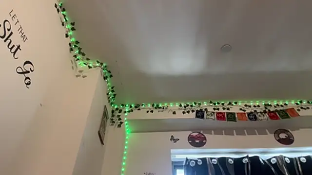 Chat XXX ao vivo de tinydaisy21