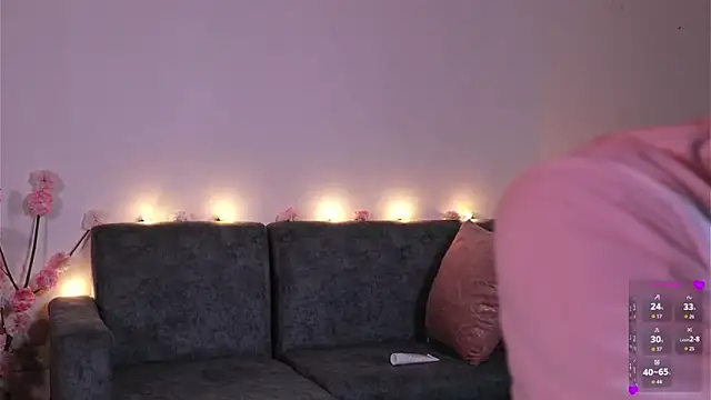 kathieandpovcock1's Live XXX Chat