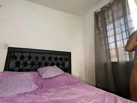 Miiacollinss_ – webcam-show