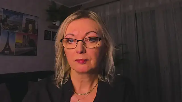 vanessa_chat Show in webcam