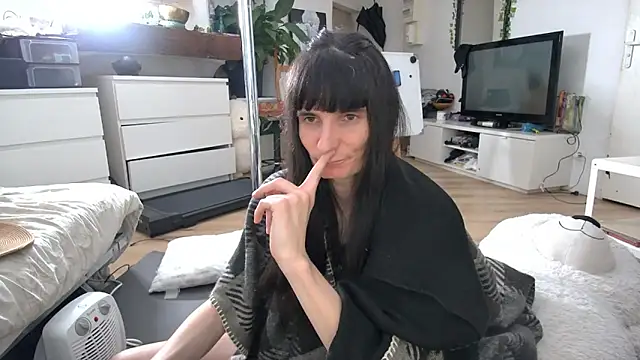 CeriseLapine Show Webcam