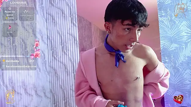 osamu_tay webcam show