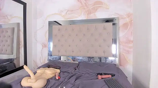 Živý XXX chat ainaah_