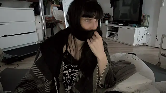 CeriseLapine Chat XXX live