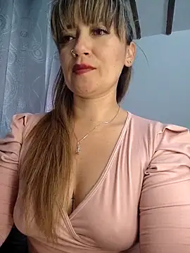 tata_sanz_のライブXXXチャット