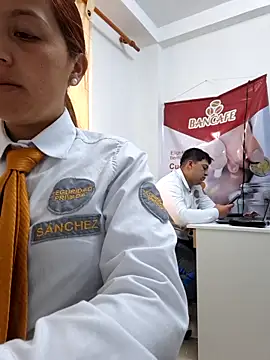 Emily-7_ Chat XXX in diretta