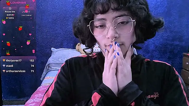 NinaYellow's Live XXX Chat