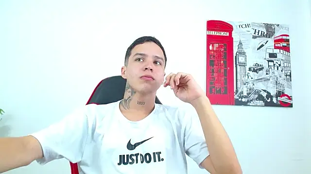 Chat XXX en directo de Cumandres18